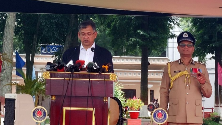 পুলিশ কোনো রাজনৈতিক দল বা গোষ্ঠীর লাঠিয়াল বাহিনী নয়: স্বরাষ্ট্রমন্ত্রী